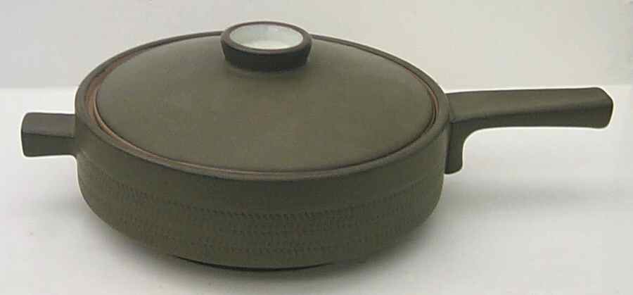 Camelot Dark Green (Older) 1 Qt Round Covered Casserole by Denby-Langley-1