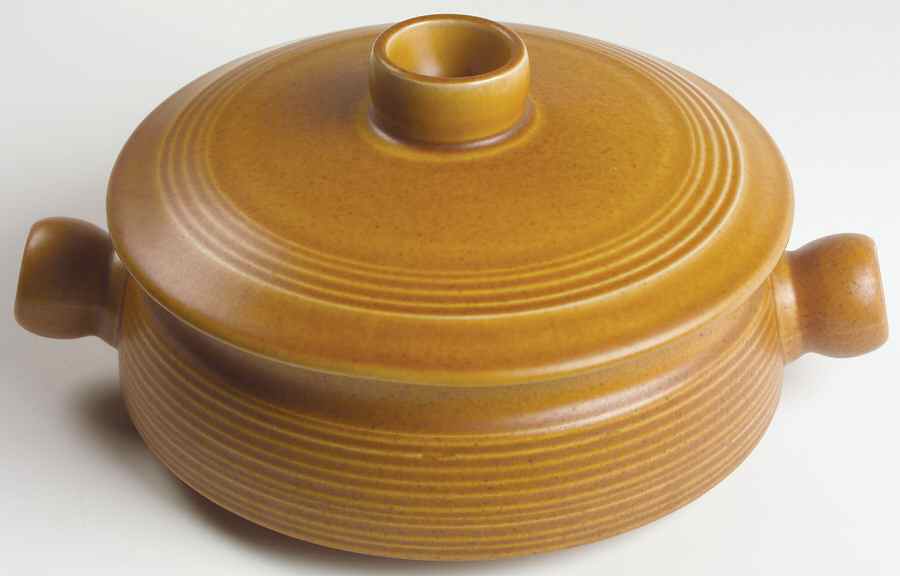 Canterbury 1.25 Qt Round Covered Casserole by Denby-Langley-1