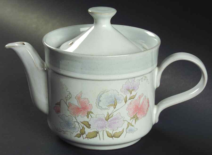 Dauphine Teapot & Lid by Denby-Langley-1