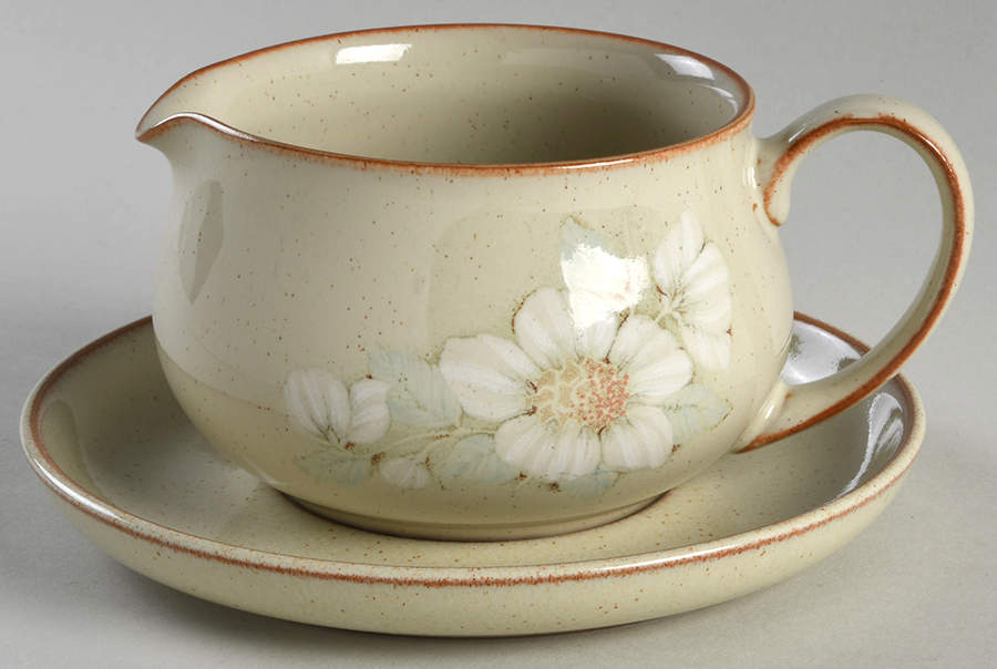 Daybreak Gravy Boat & Underplate by Denby-Langley-1