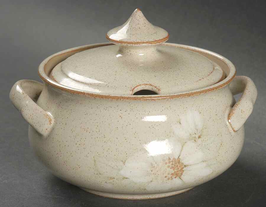 Daybreak Sugar Bowl & Lid by Denby-Langley-1