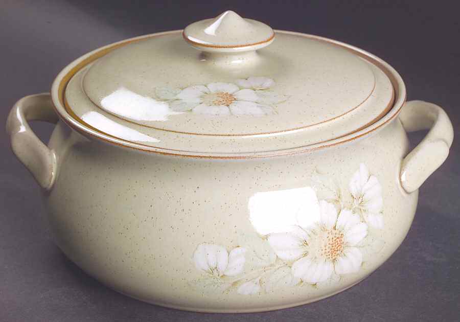 Daybreak 1.5 Qt Round Covered Casserole by Denby-Langley-1