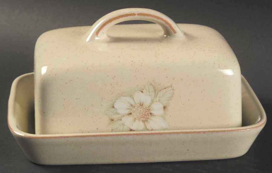 Daybreak Rectangular Covered Butter by Denby-Langley-1