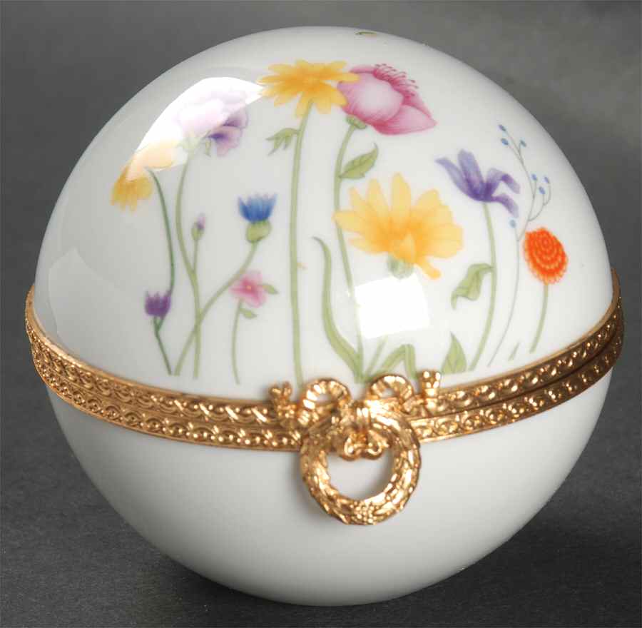 English Garden Hinged Box by Denby-Langley-1
