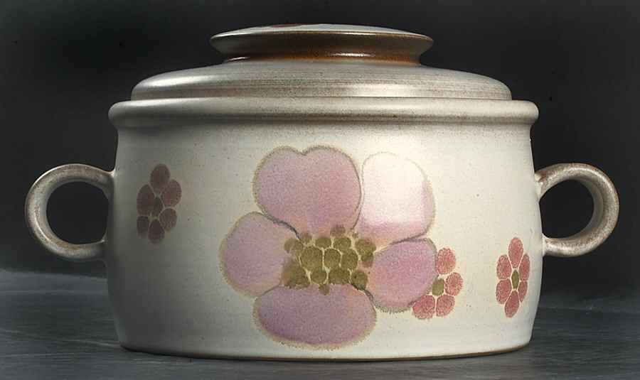 Gypsy 2.5 Qt Round Covered Casserole by Denby-Langley-1