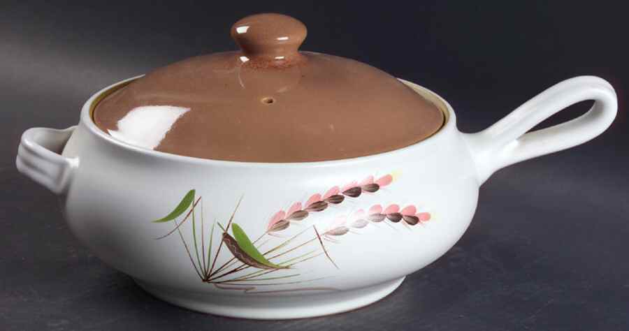 Harvest 2 Qt Round Covered Casserole by Denby-Langley-1