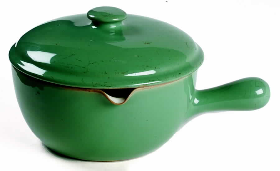 Manor Green 1.75 Quart Saucepan with Lid by Denby-Langley-1