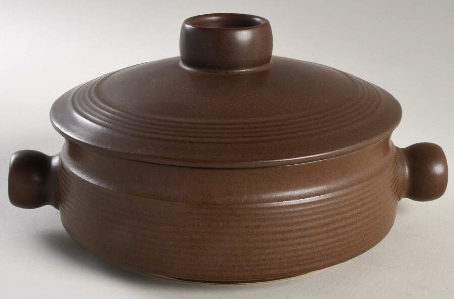 Mayflower 2 Qt Round Covered Casserole by Denby-Langley-1