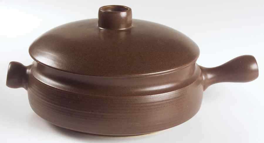 Mayflower 2.5 Qt Round Covered Casserole by Denby-Langley-1