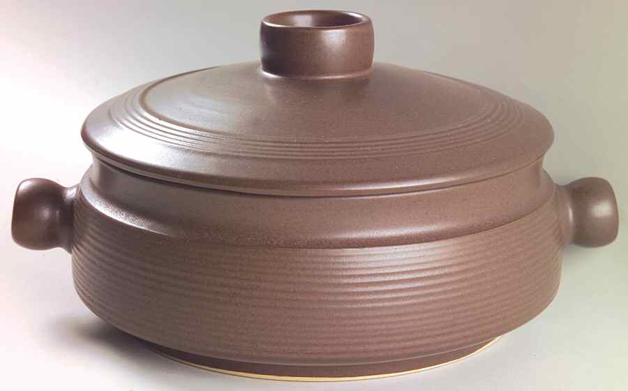 Mayflower 2 Qt Round Covered Casserole by Denby-Langley-1