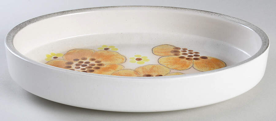 Minstrel 11" Oval Baker by Denby-Langley-1