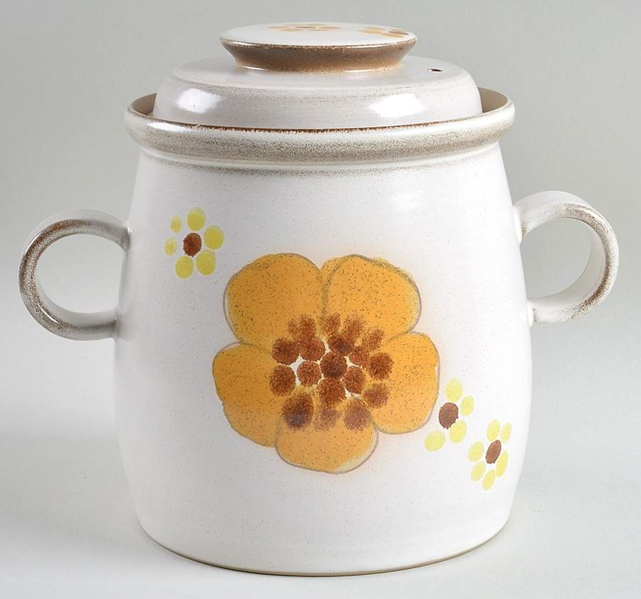 Minstrel Bean Pot & Lid by Denby-Langley-1