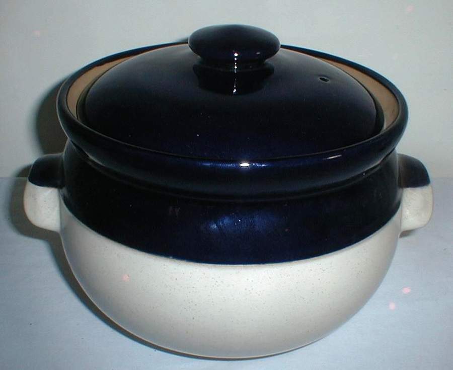 Potpourri Blue 5 Quart Round Covered Casserole by Denby-Langley-1