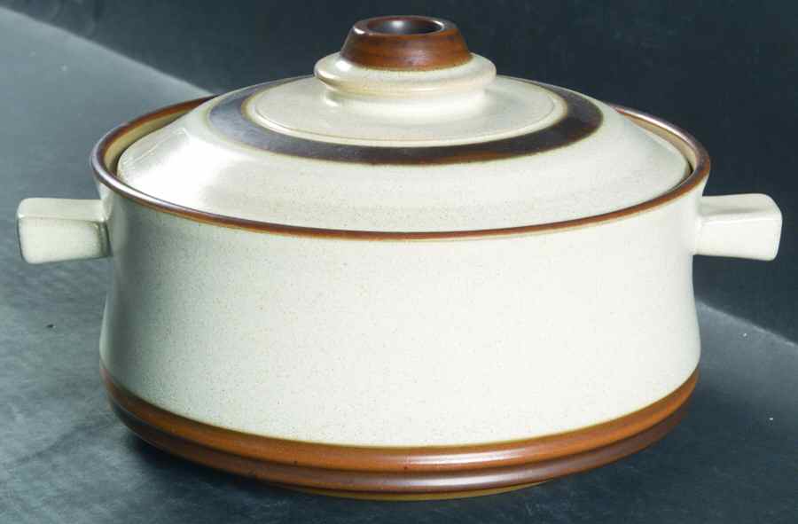 Potter's Wheel Rust Red 2.5 Qt Round Casserole No Lid by Denby-Langley-1