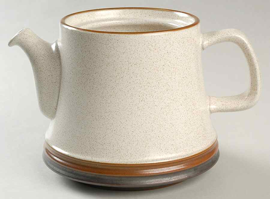 Potter's Wheel Rust Red Teapot No Lid by Denby-Langley-1