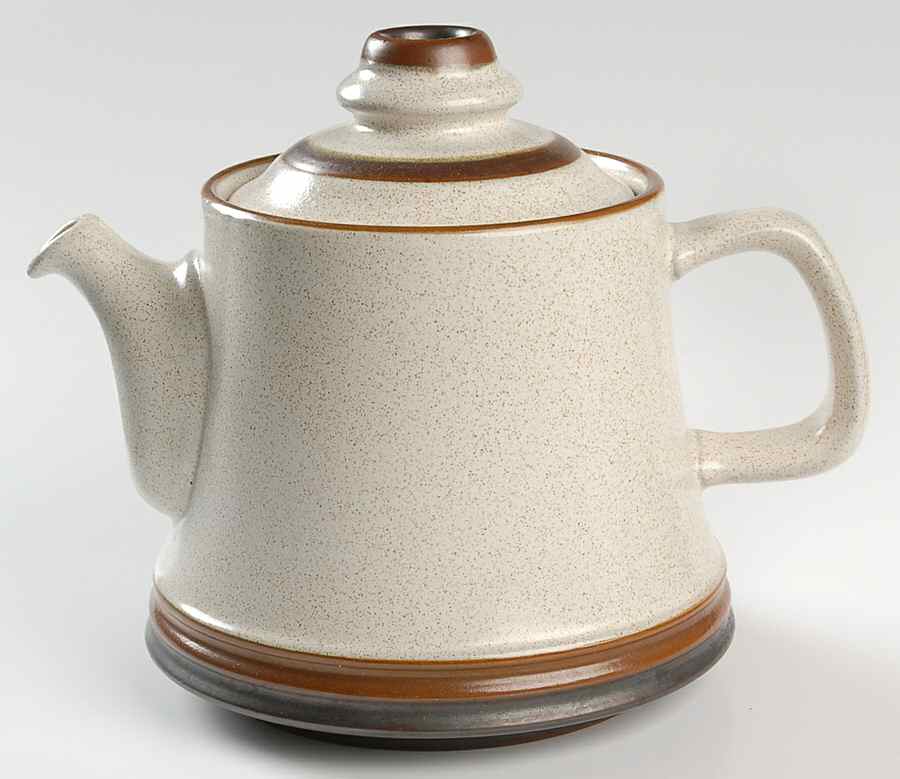 Potter's Wheel Rust Red Teapot & Lid by Denby-Langley-1
