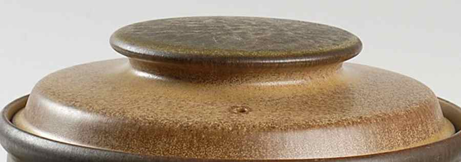 Romany Brown Lid for 2.5 Qt Round Casserole by Denby-Langley-1