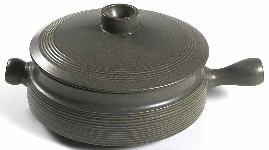 Sherwood 2.5 Qt Round Covered Casserole by Denby-Langley-1