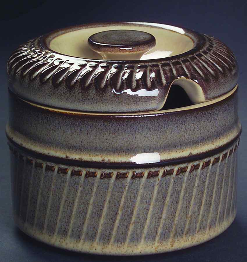 Sonnet Sugar Bowl & Lid by Denby-Langley-1