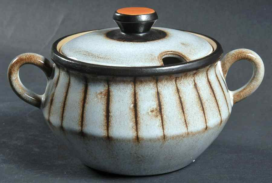 Studio Sugar Bowl & Lid by Denby-Langley-1