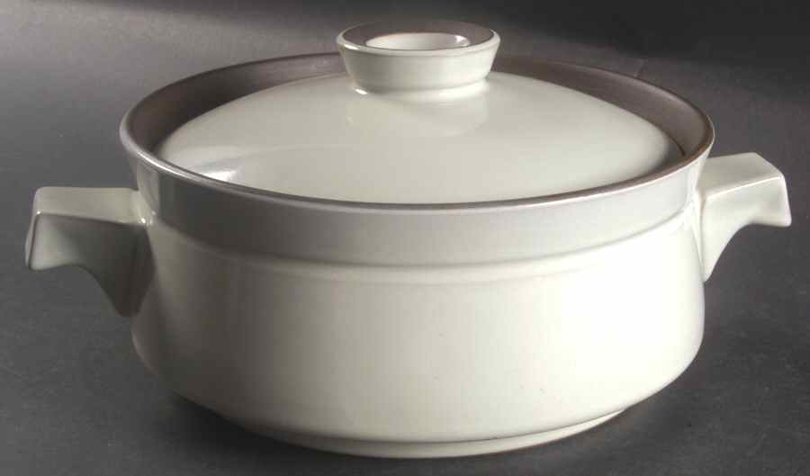 Summit (Celadon) 1.75 Qt Round Covered Casserole by Denby-Langley-1