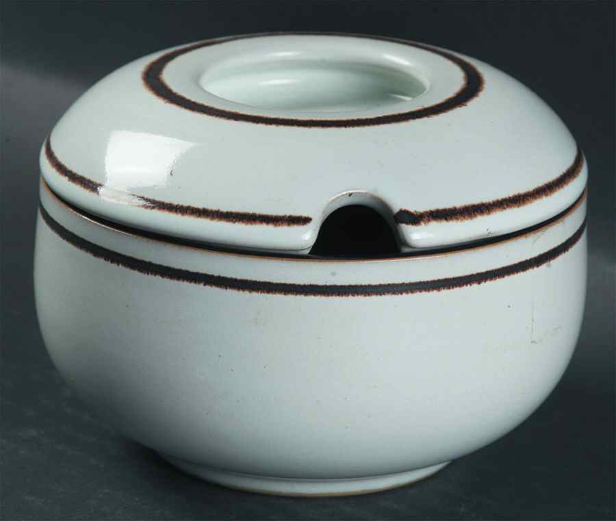 Vanilla Sugar Bowl & Lid by Denby-Langley-1