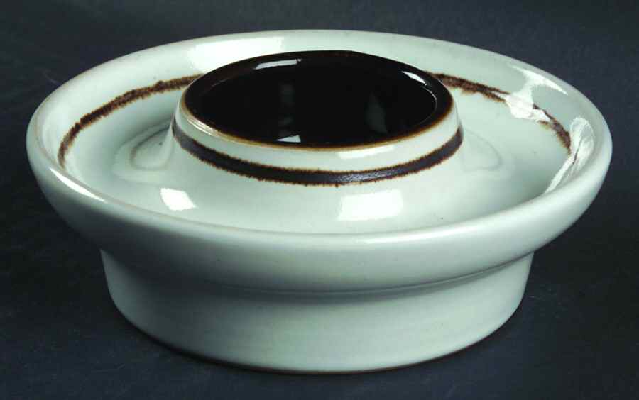 Vanilla Egg Cup with Attached Underplate by Denby-Langley-1