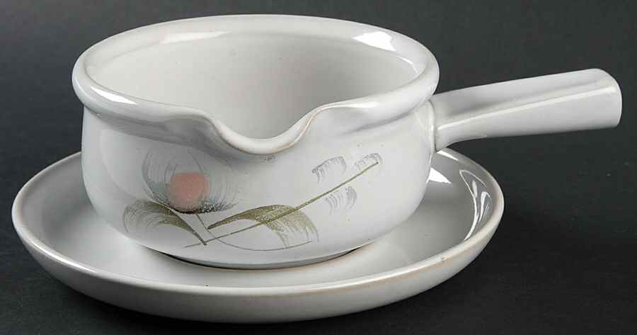 Whisper Gravy Boat & Underplate by Denby-Langley-1
