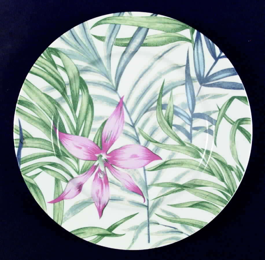 Hibiscus Dinner Plate by Philippe Deshoulieres-1