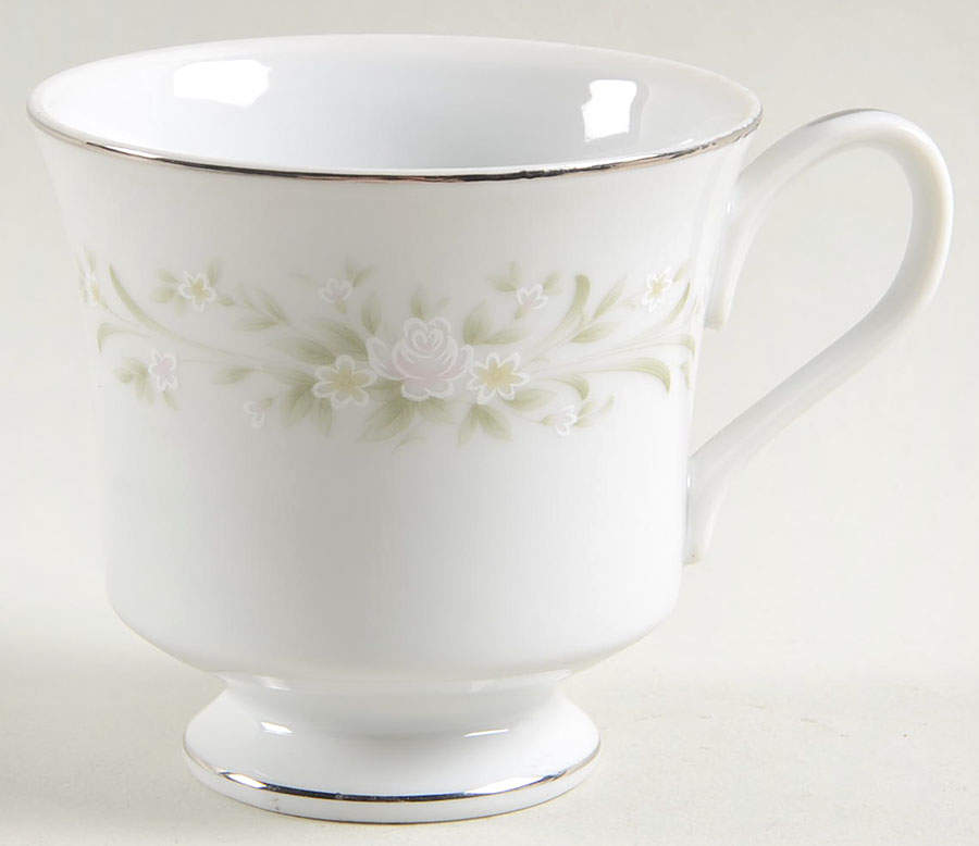 Larksong Footed Cup by Diamond Craft-1