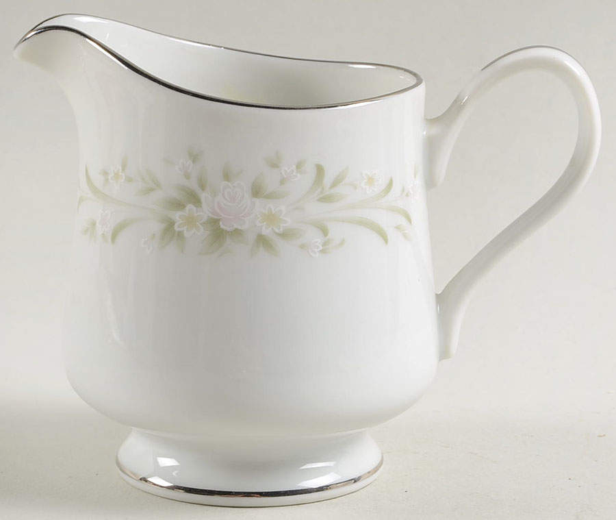 Larksong Creamer by Diamond Craft-1