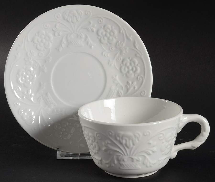 Renaissance Flat Cup & Saucer Set by Diamondstone-1