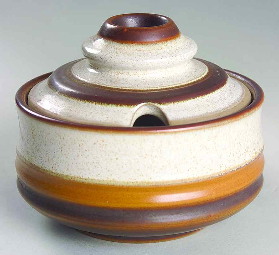 Potter's Wheel Parchment Sugar Bowl & Lid by Denby-Langley-1