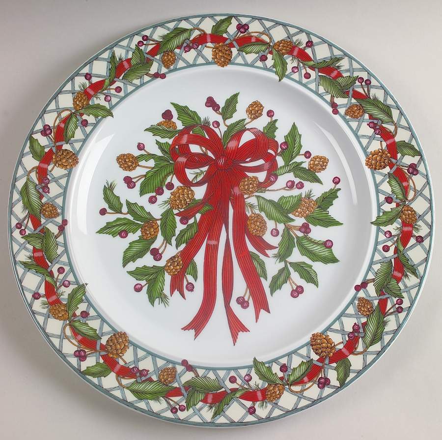 Nordic Holiday-Lattice, Ribbon&Berries 13" Chop Plate (Round Platter) by Dansk-1