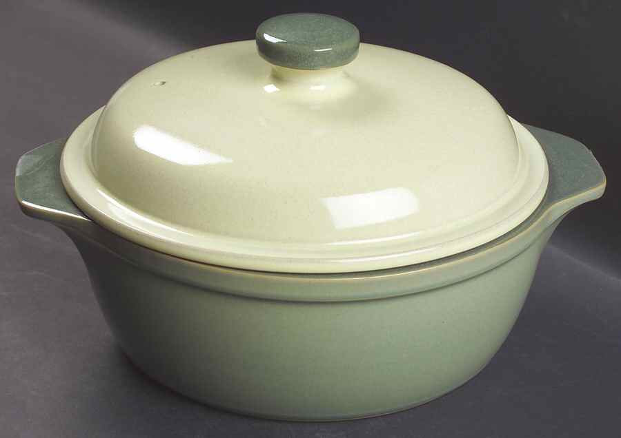 Calm (Dark Green & Matte) 2 Qt Round Covered Casserole by Denby-Langley-1