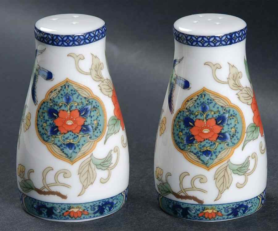 Ming Salt & Pepper Set by Distinctive Settings-1