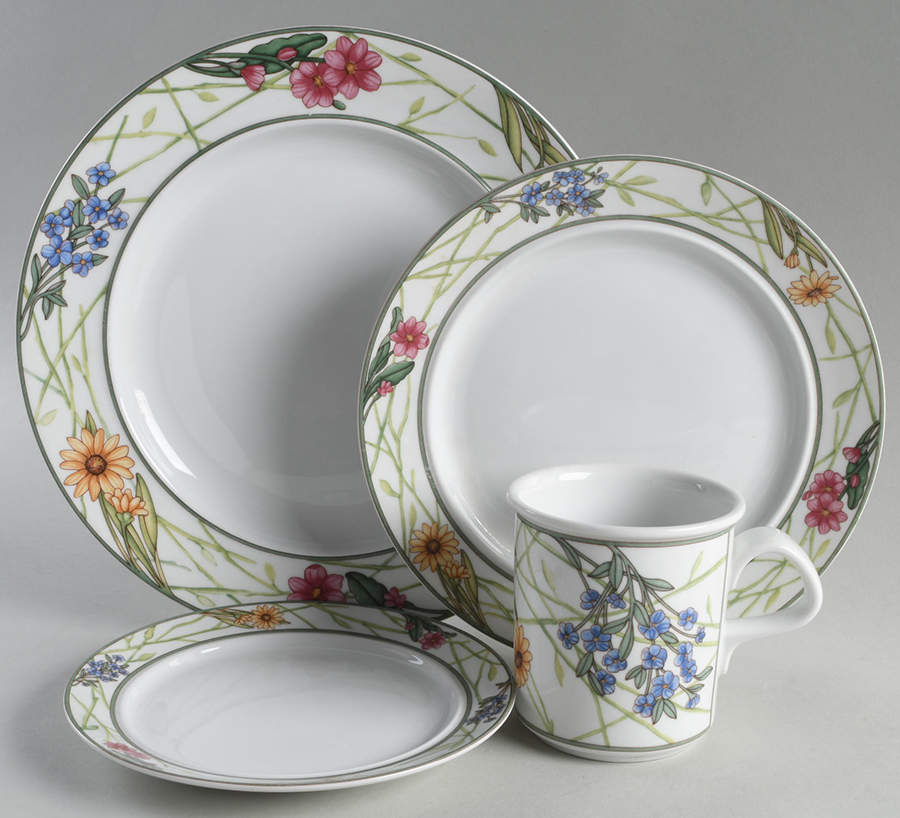 Cafe Floral 4 Piece Place Setting by Dansk-1