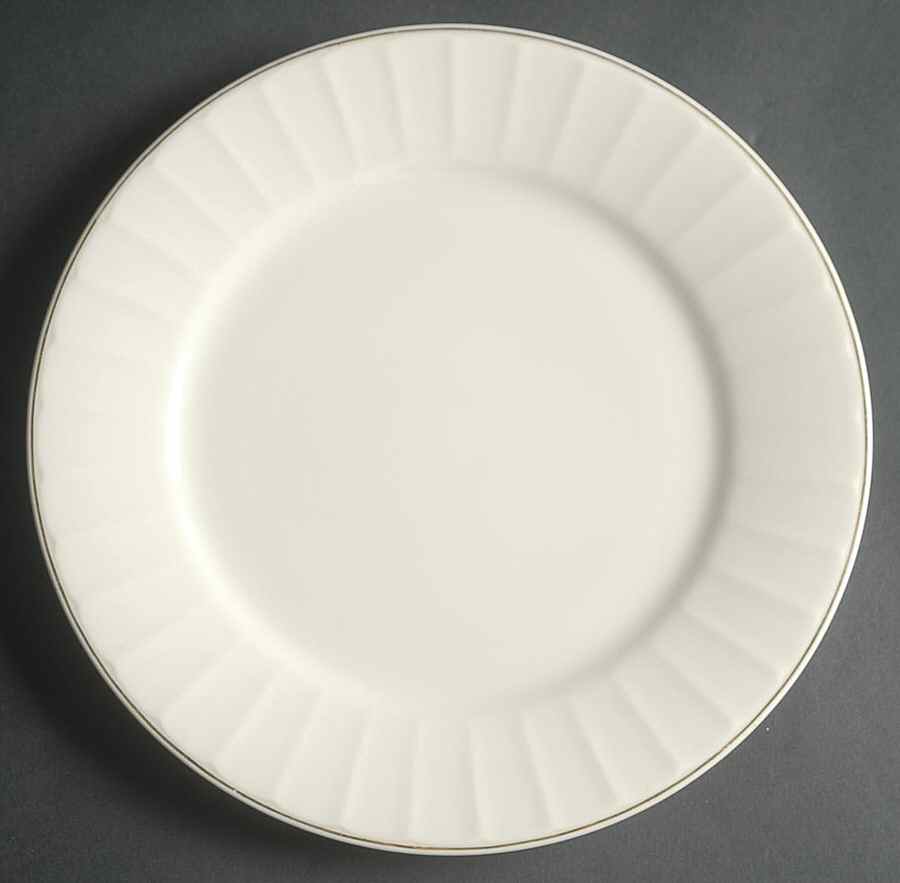 DI2 Dinner Plate by Diadem (China)-1