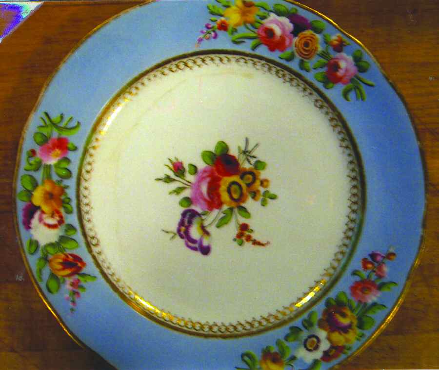 DAV14 Luncheon Plate by Davenport-1