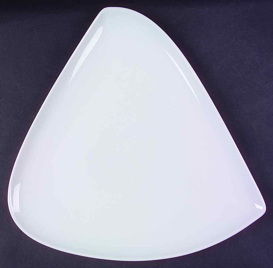 Serve 12" Triangular Plate by Denby-Langley-1