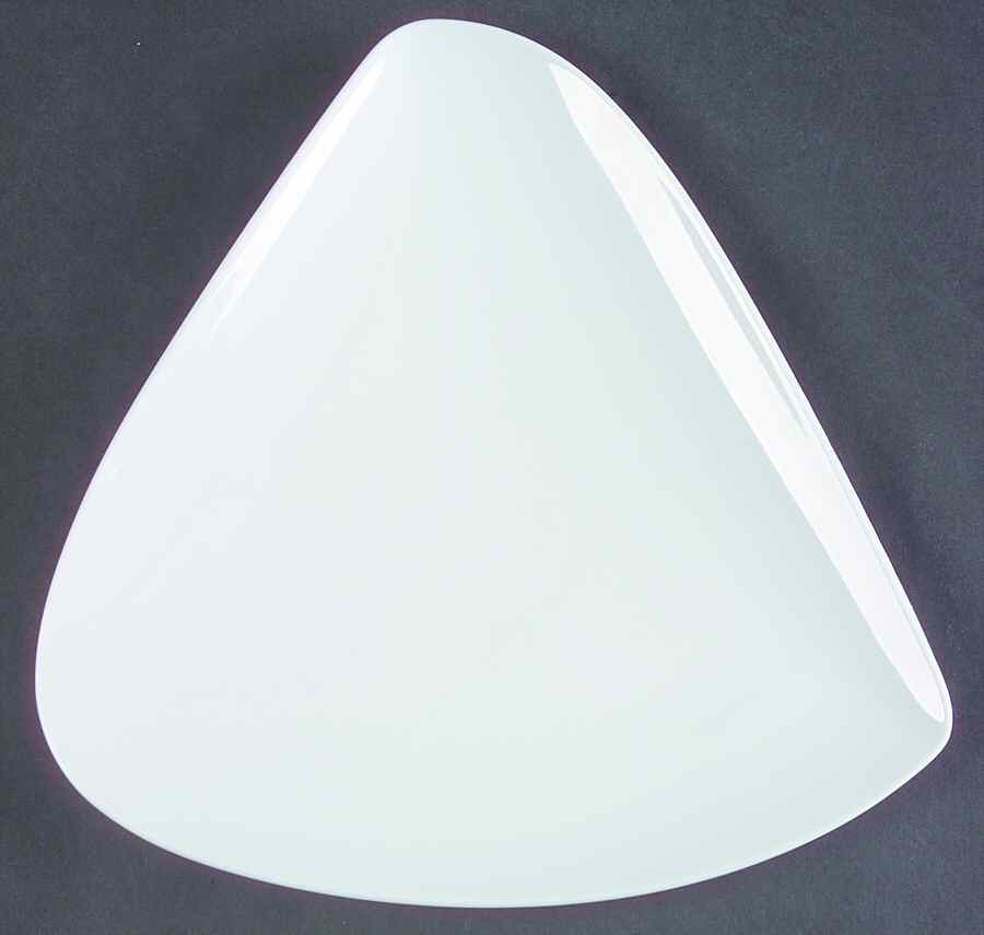 Serve 9" Triangular Plate by Denby-Langley-1