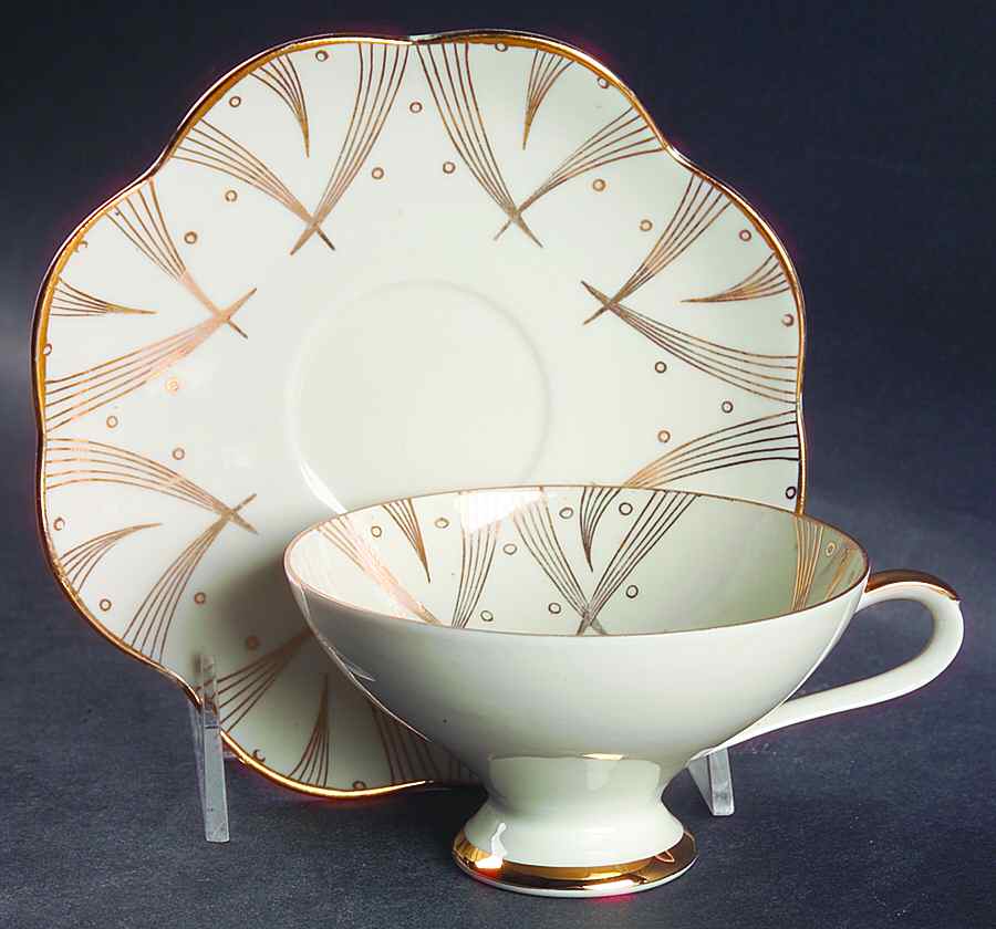DWX4 Footed Cup & Saucer Set by D & R W-Bavaria-1