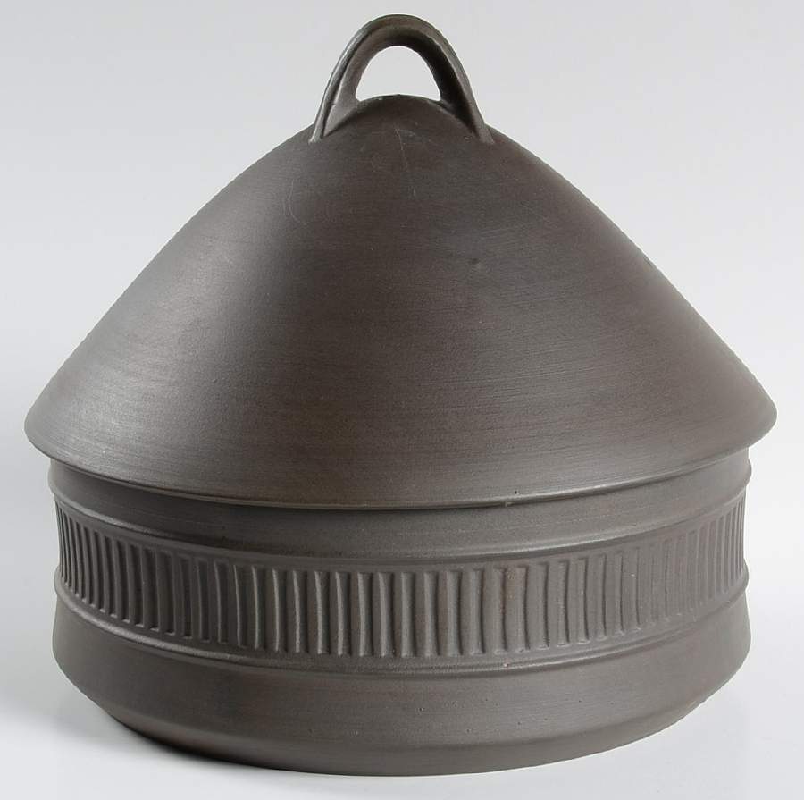 Flamestone Brown (Newer) 2 Qt Round Covered Casserole by Dansk-1