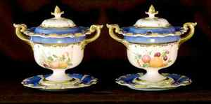 DAV26 Sauce Boat & Lid with Underplate by Davenport-1