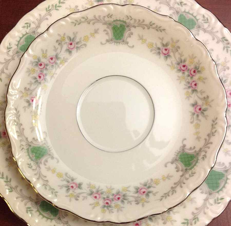 Emerald Isle Saucer by Diamond (Japan)-1