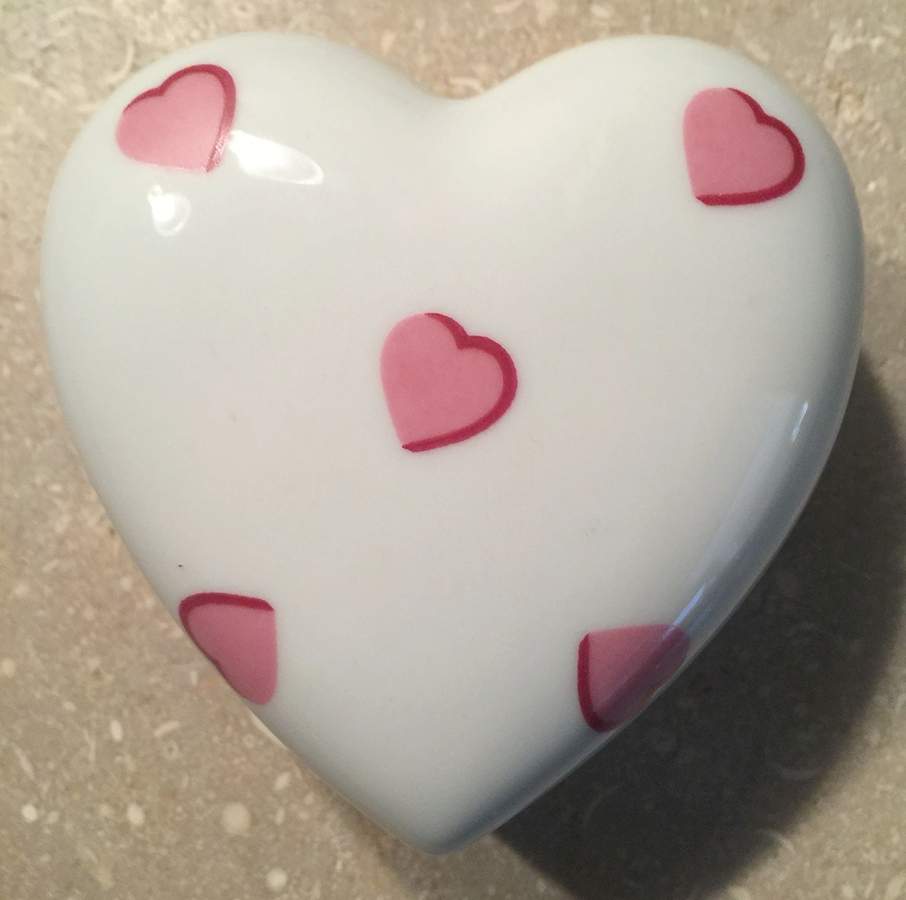 DP2 Heart Shape Box & Lid by D Porthault-1