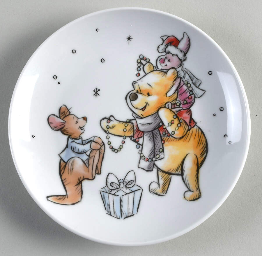 Pooh Christmas Appetizer Plate by Zrike-1