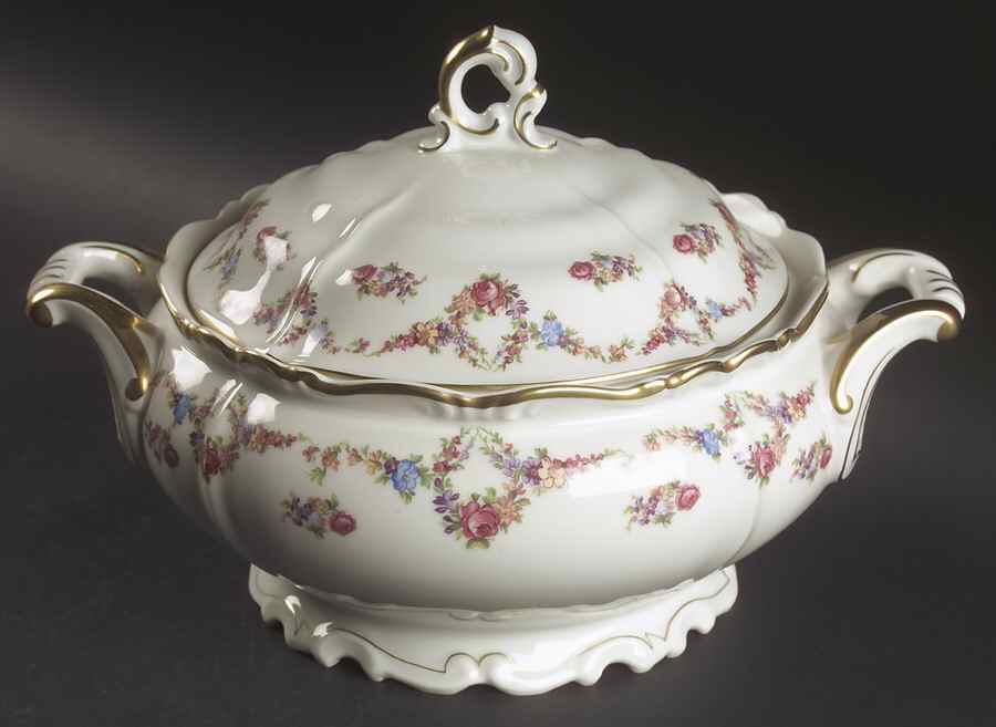 Victoria Round Covered Vegetable by Edelstein-1