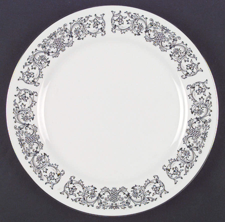 Corsair Dinner Plate by Ekco-1