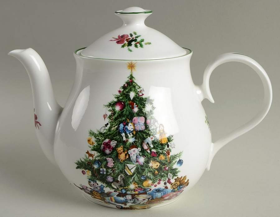 Seasons Greetings Teapot & Lid by Elizabethan-1